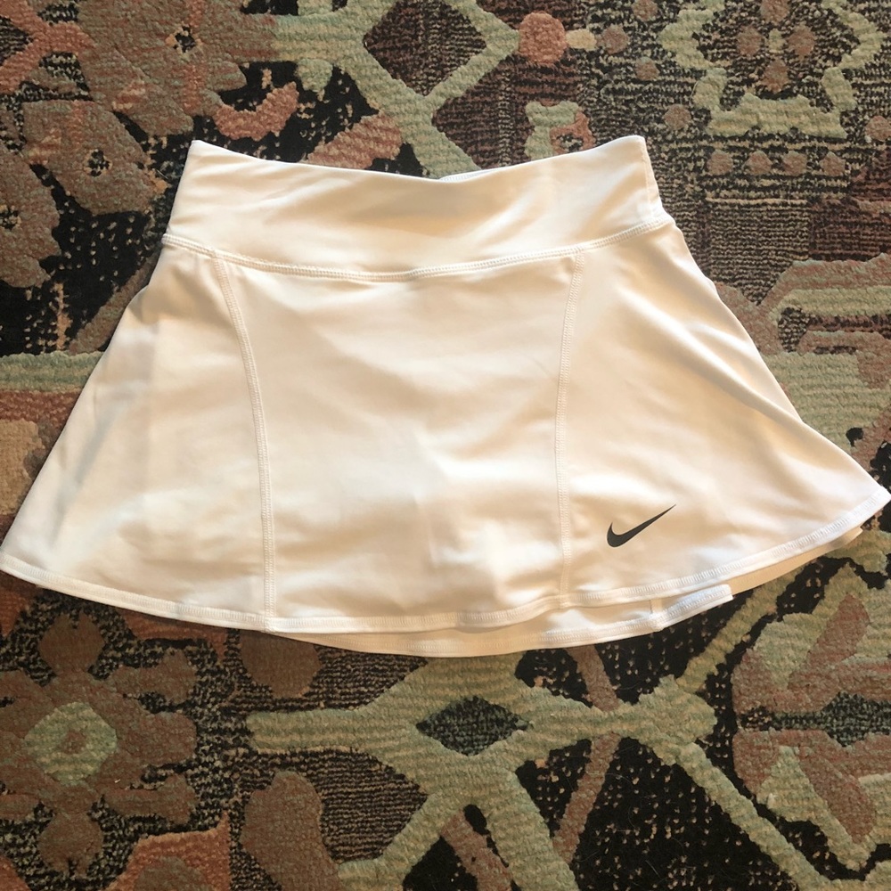 White nike tennis skirt (XS)